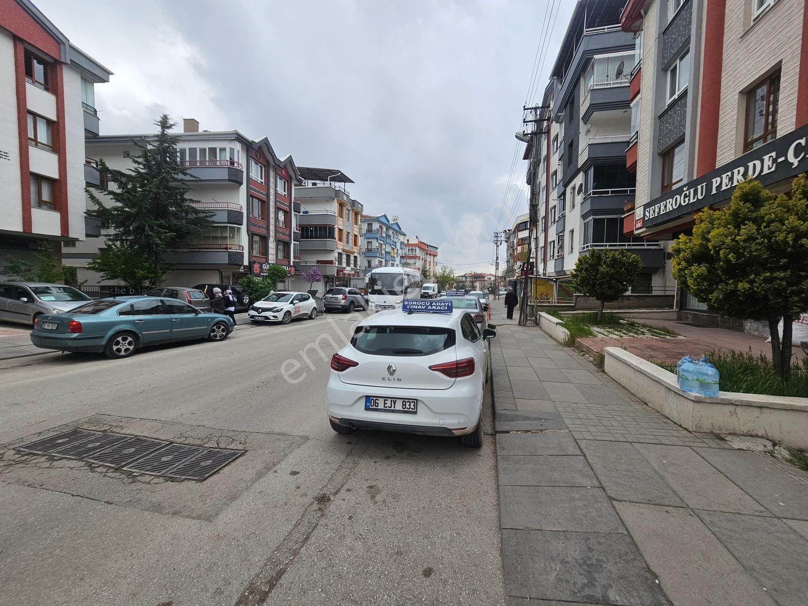 Şimşek Emlak Fırsat Dairesi Özlem Cd. 2.kat 2 Balkonlu 3+1 110m2