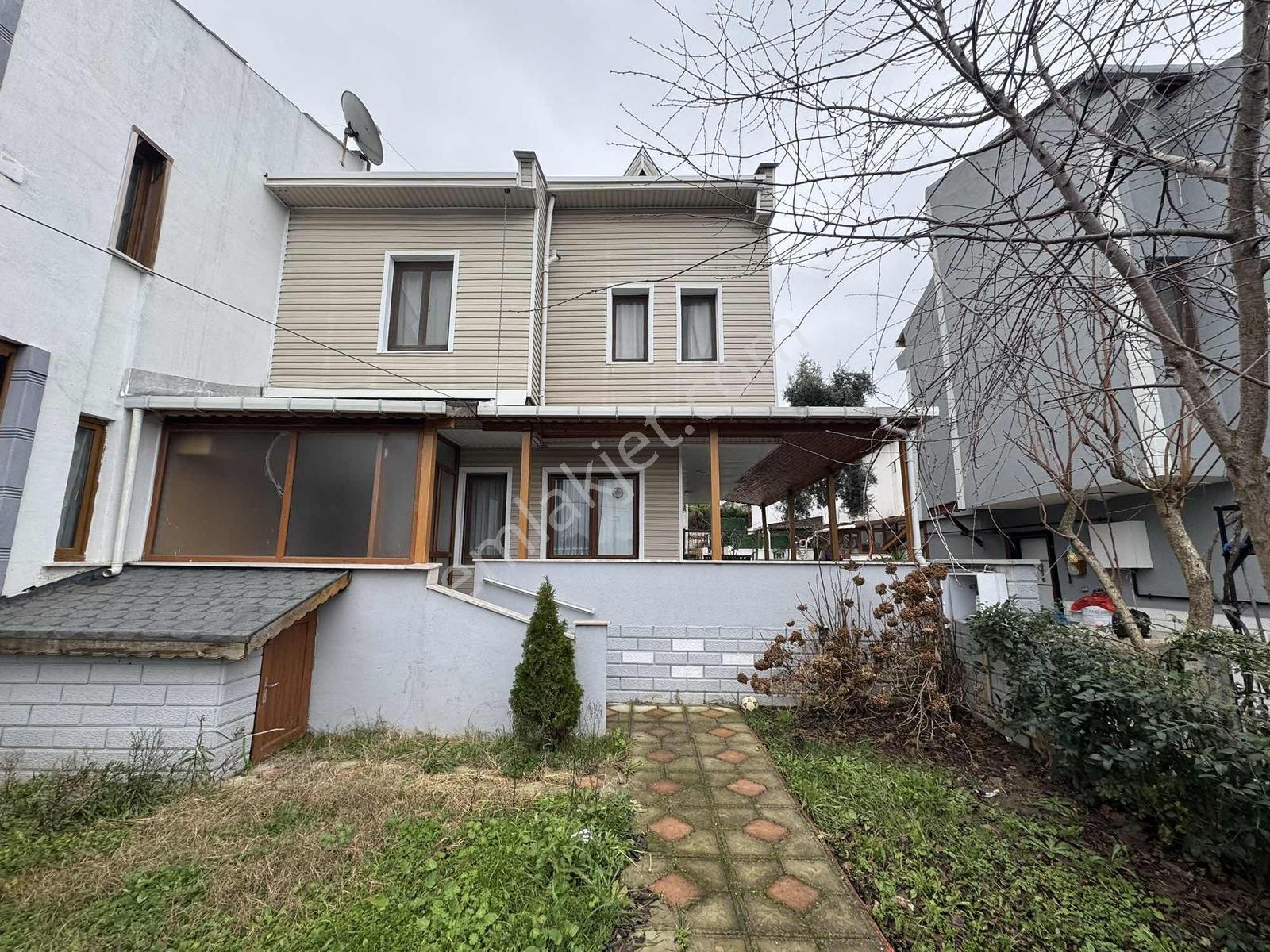 Silivri Altınorak Sitesi Satılık 4+1 Tripleks Villa - Görsel 8