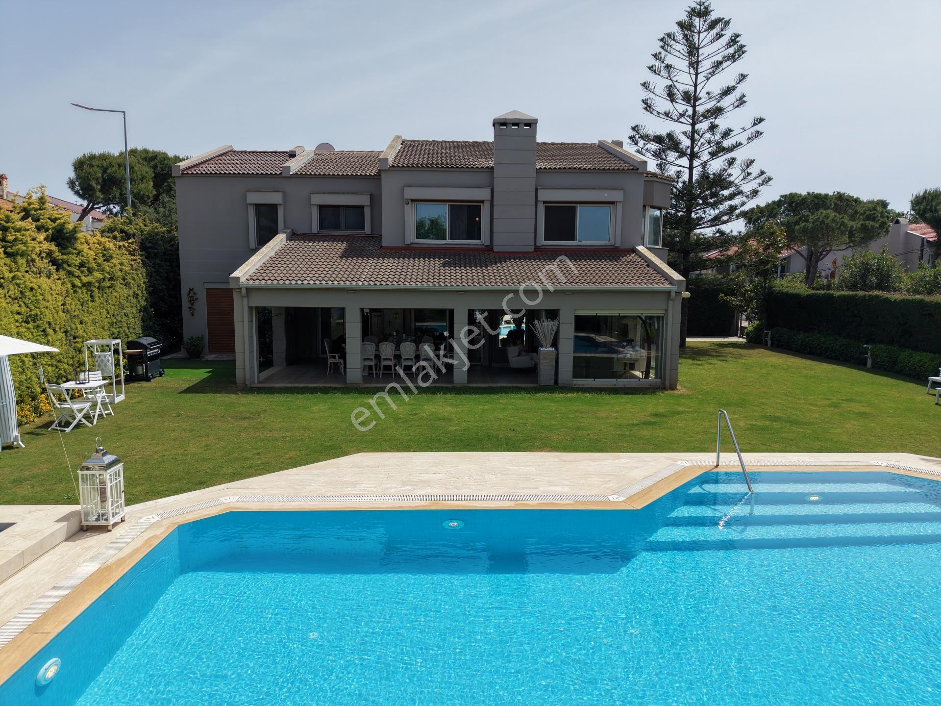 Çeşme Alaçatı Çarşıya Yakın 1 Dönüm Arsa İçerisnde Satılık Villa - Görsel 9