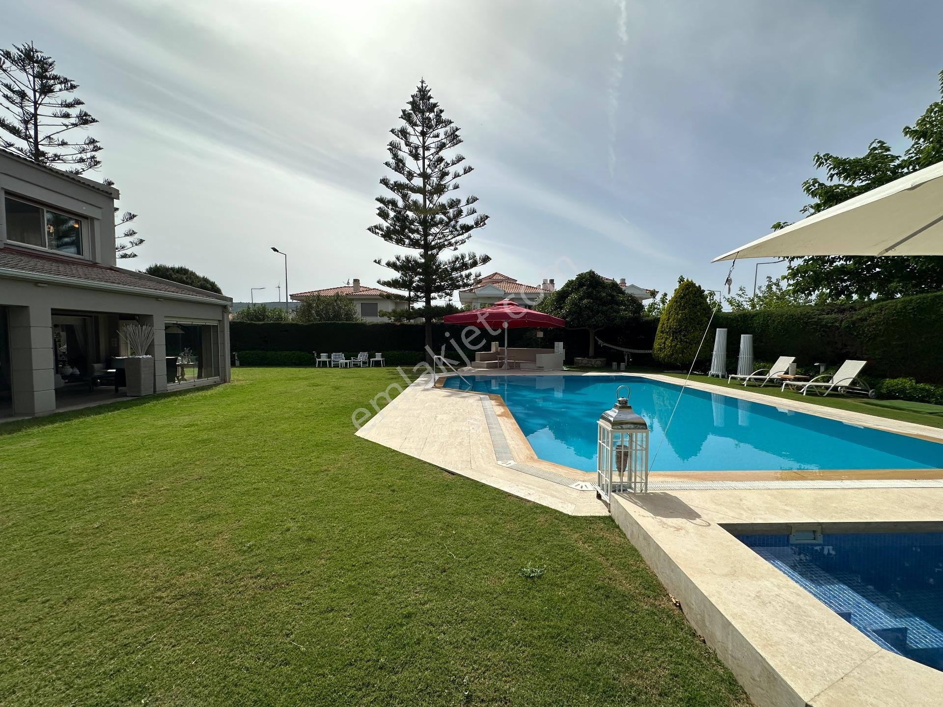 Çeşme Alaçatı Çarşıya Yakın 1 Dönüm Arsa İçerisnde Satılık Villa - Görsel 11