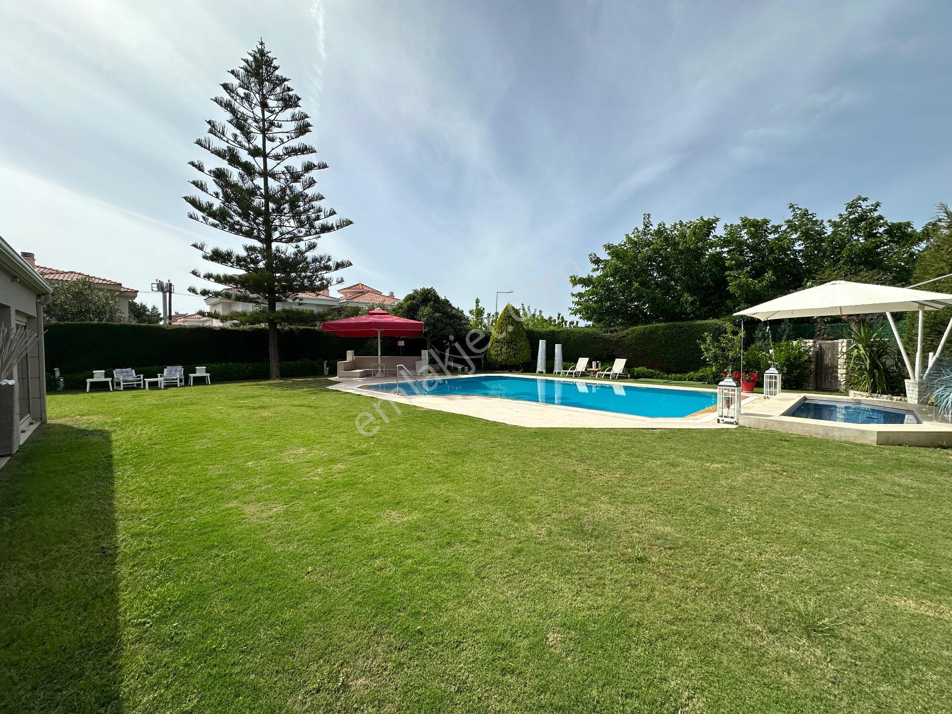 Çeşme Alaçatı Çarşıya Yakın 1 Dönüm Arsa İçerisnde Satılık Villa - Görsel 10