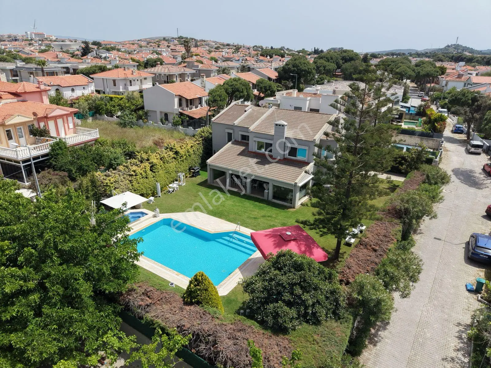 Çeşme Alaçatı Çarşıya Yakın 1 Dönüm Arsa İçerisnde Satılık Villa - Görsel 4