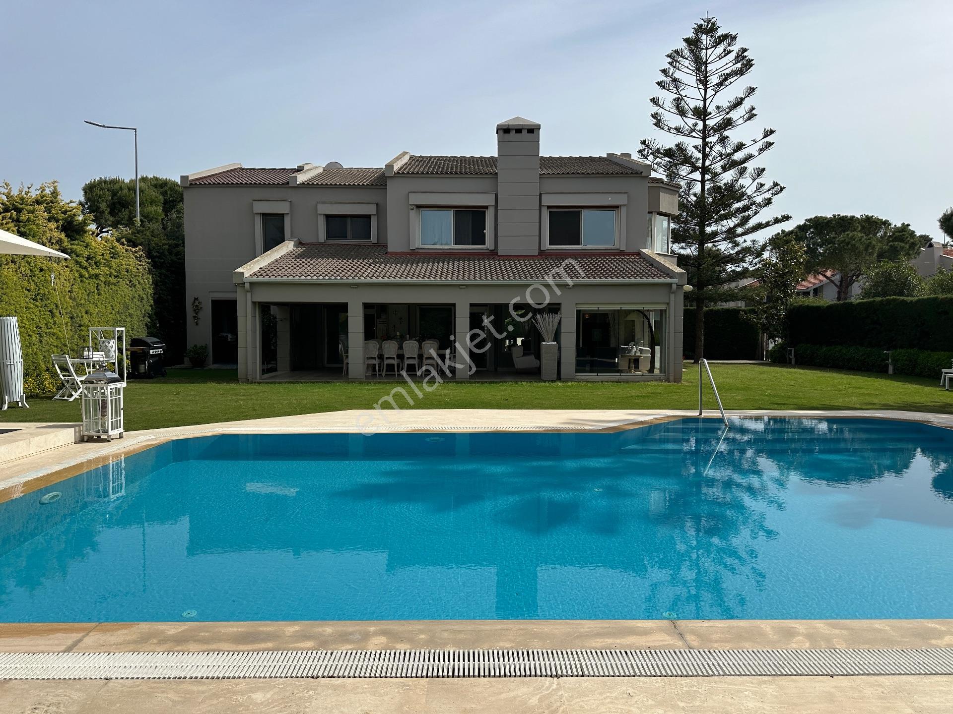 Çeşme Alaçatı Çarşıya Yakın 1 Dönüm Arsa İçerisnde Satılık Villa - Görsel 13