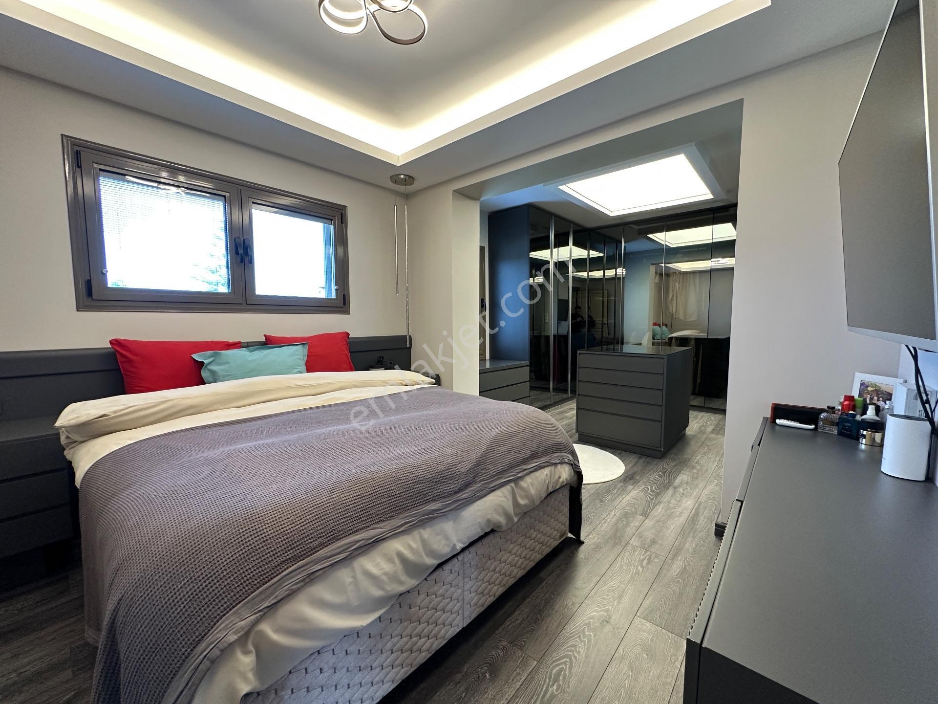 Çeşme Alaçatı Çarşıya Yakın 1 Dönüm Arsa İçerisnde Satılık Villa - Görsel 27