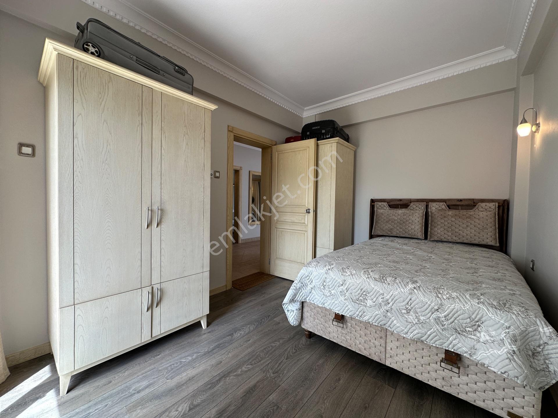 Çeşme Alaçatı Çarşıya Yakın 1 Dönüm Arsa İçerisnde Satılık Villa - Görsel 33
