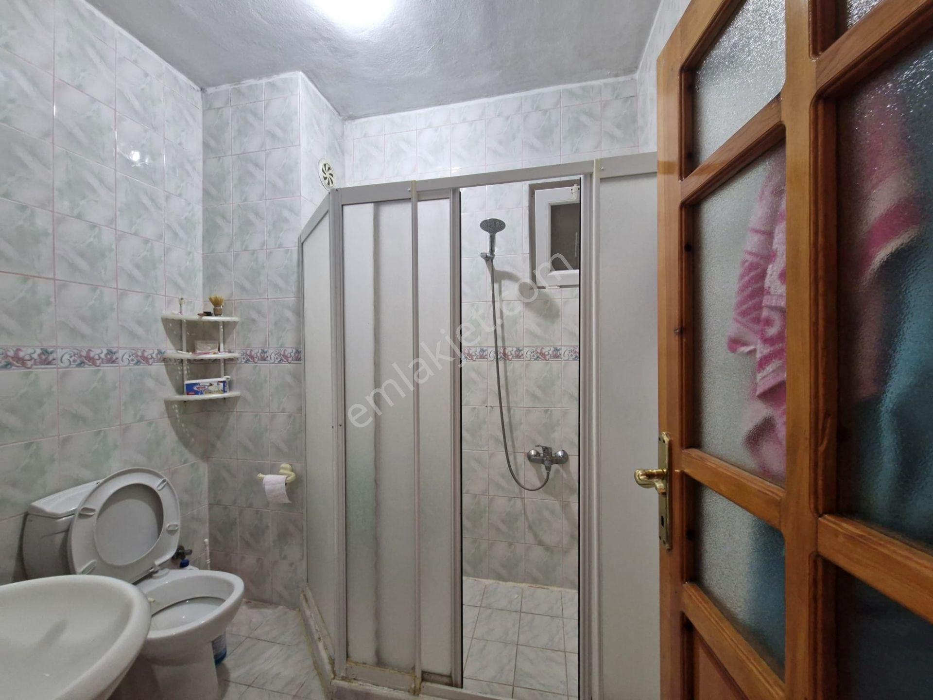 Bahçelievler Mahallesi M.akif Ersoy 1.cadde Üzeri Bakımlı 3+1 Daire - Görsel 16