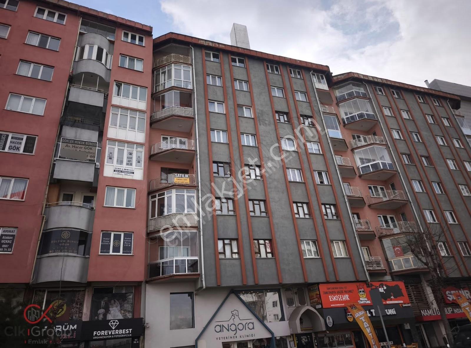 Clk Gm'den Adliye Sarayı Karşısı 3+1 Satılık Daire - Görsel 8