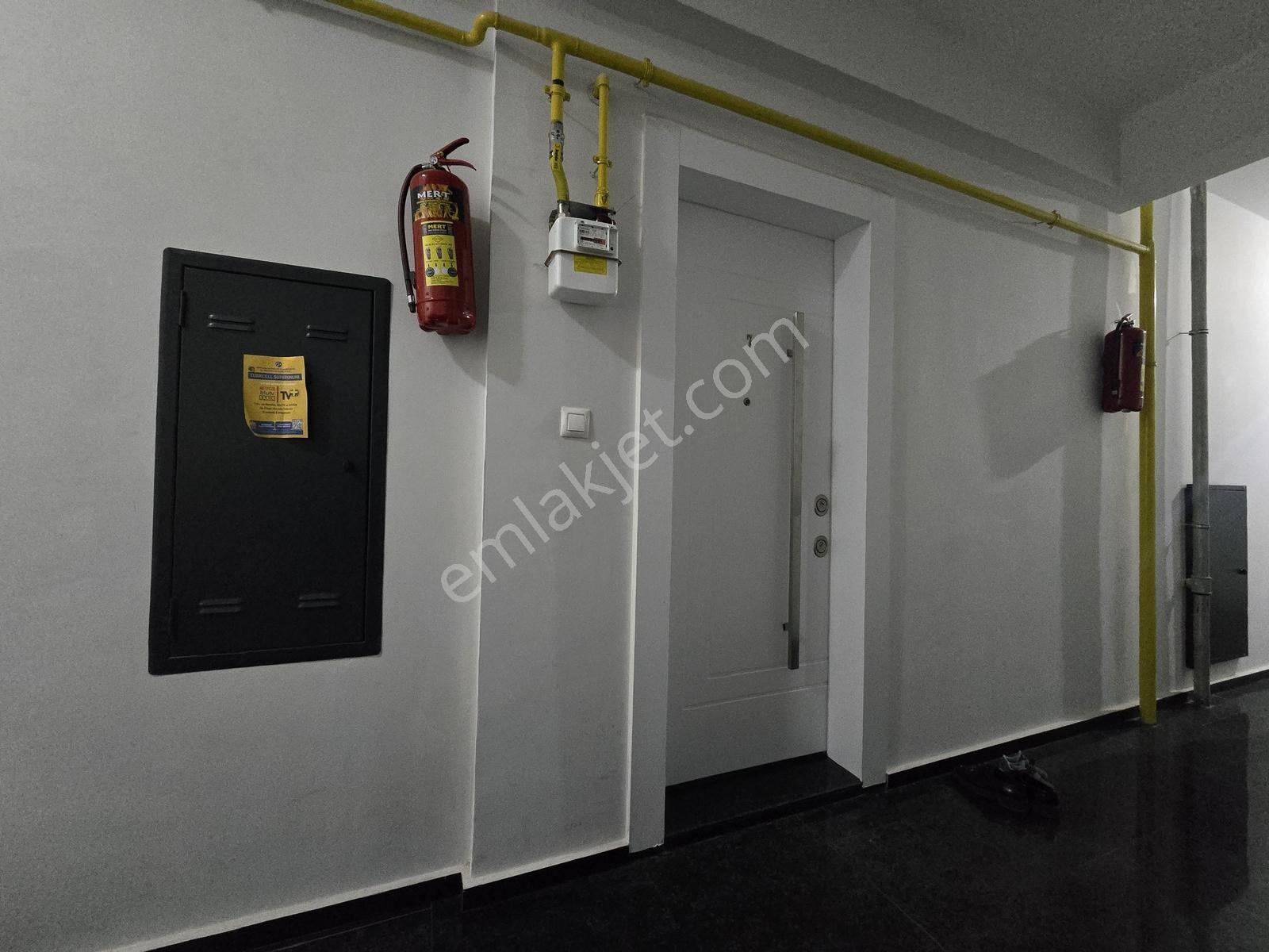 Rw Nest'ten Batıkent Mh Site İçi, Şahsi Garajlı Satılık Lüks 2+1 - Görsel 2
