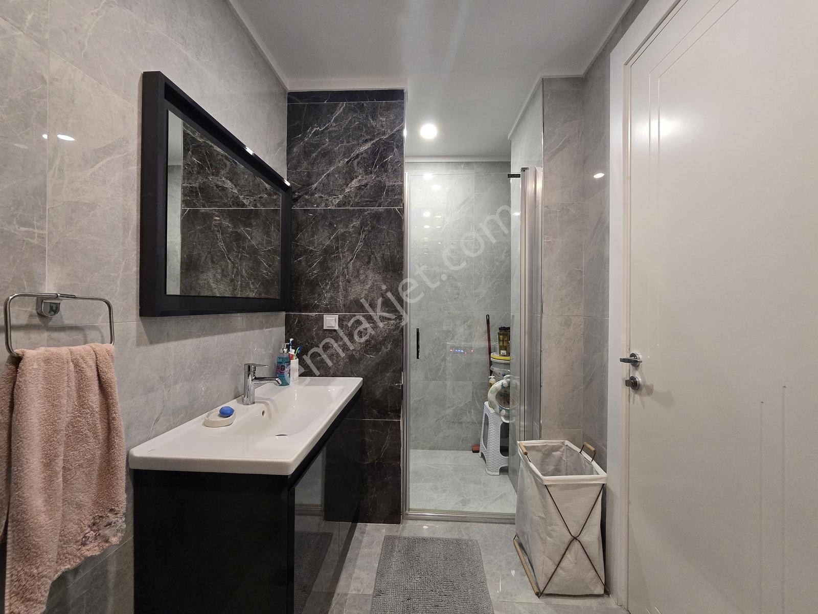 Rw Nest'ten Batıkent Mh Site İçi, Şahsi Garajlı Satılık Lüks 2+1 - Görsel 13