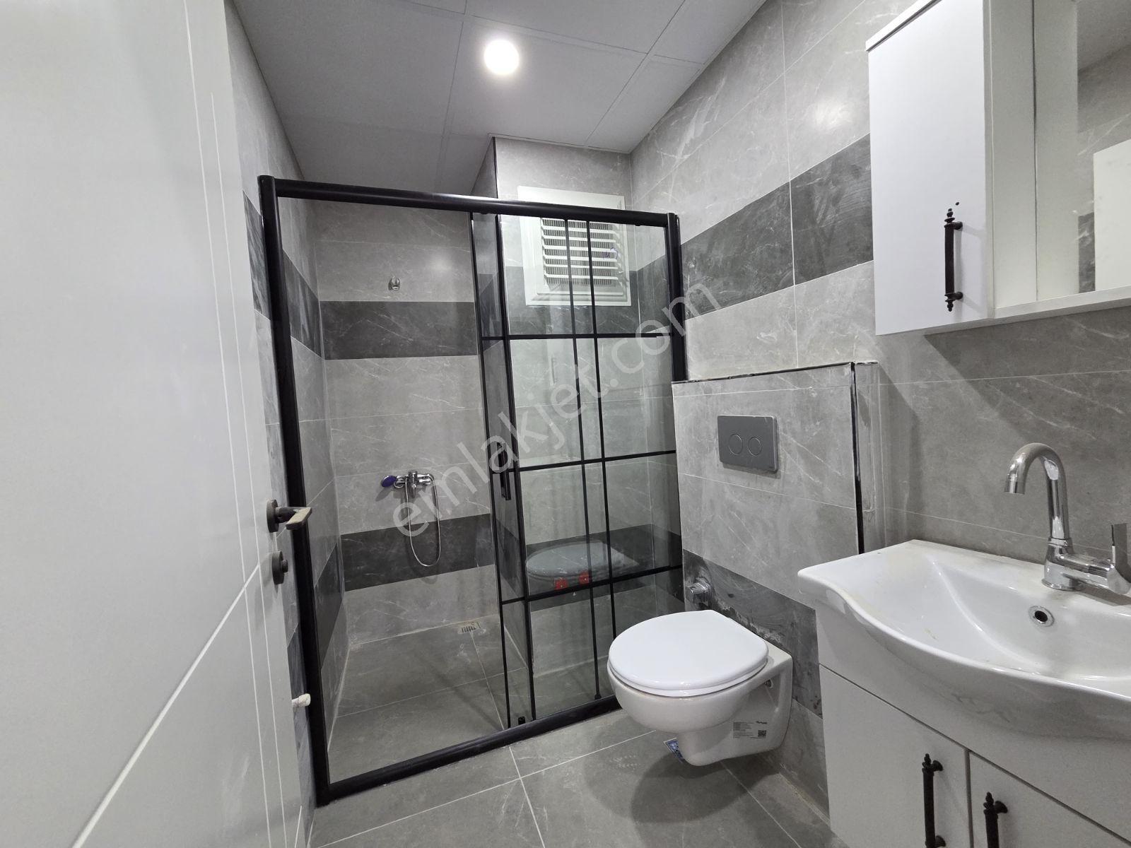 Demirel Mah.de 2+1 Sıfır Asansörlü Lüks Arakatta 90m2 İskanlı - Görsel 11