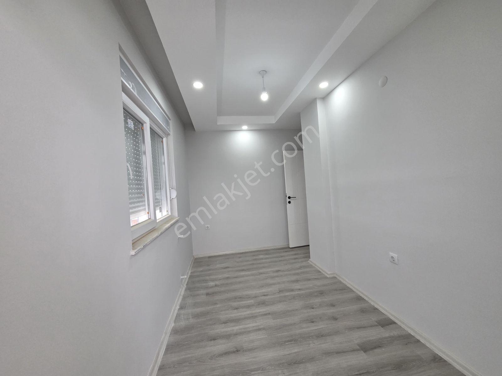 Demirel Mah.de 2+1 Sıfır Asansörlü Lüks Arakatta 90m2 İskanlı - Görsel 14