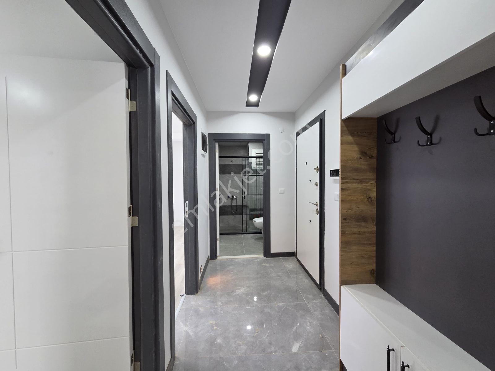 Demirel Mah.de 2+1 Sıfır Asansörlü Lüks Arakatta 90m2 İskanlı - Görsel 10