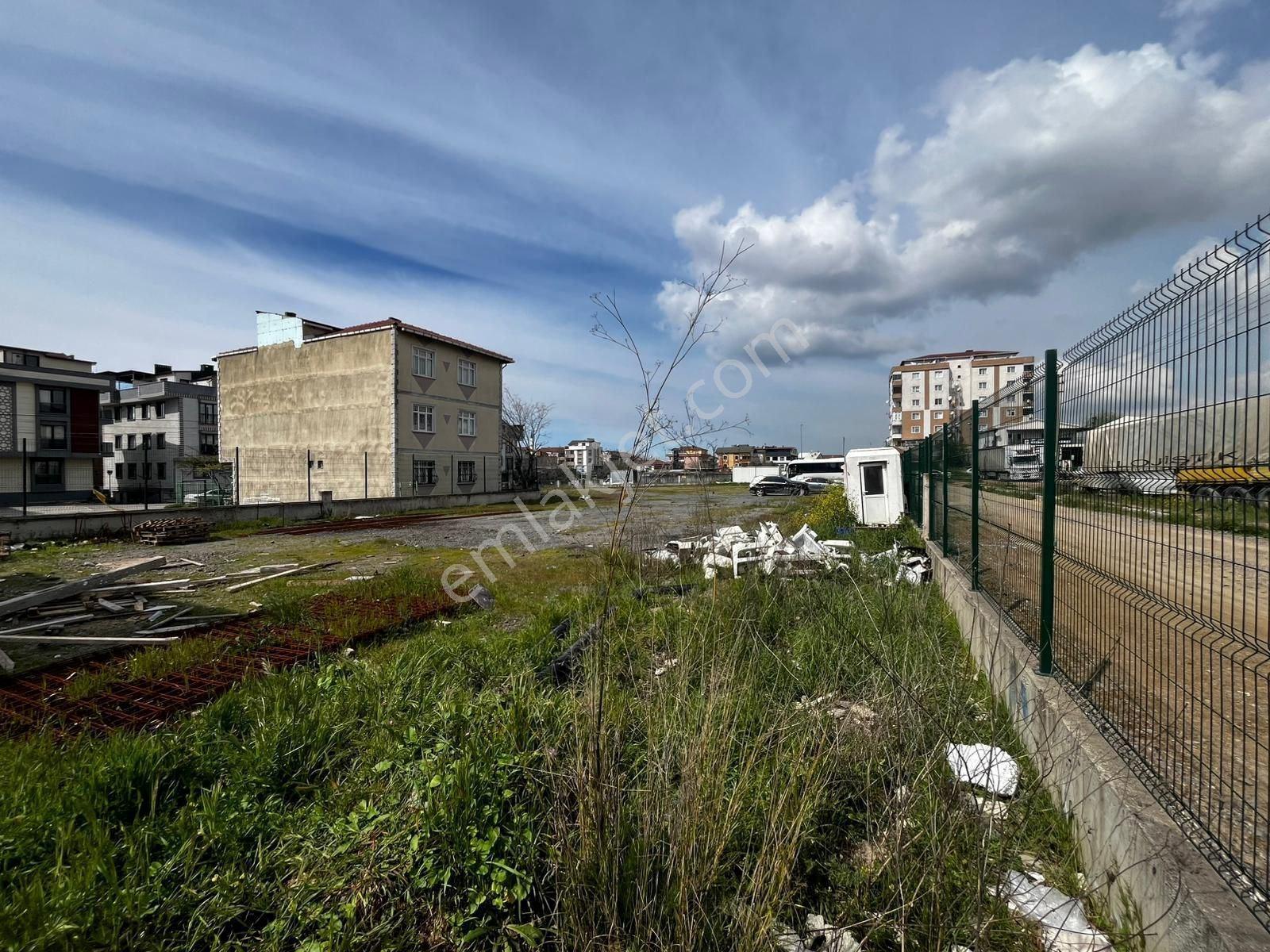 E-5 Yanıı Çok İyi Konumda Kiralık 3.600m2 Arsa - Görsel 2