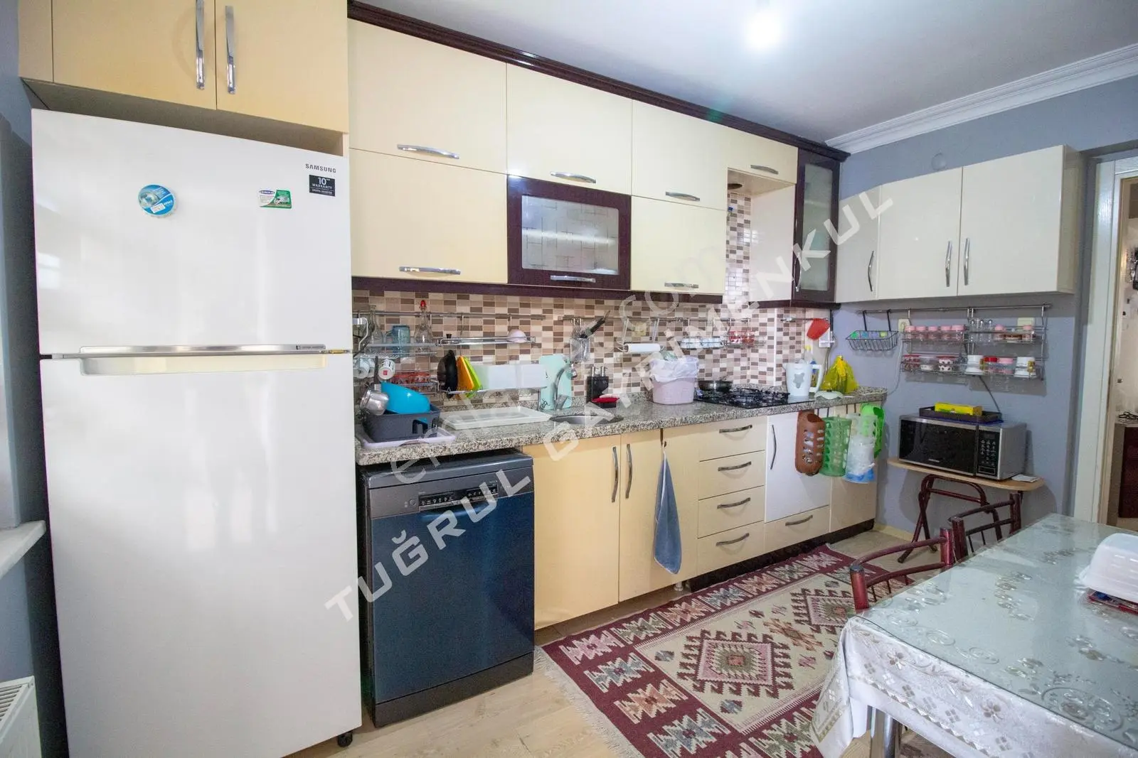 Çalı Gümüşlükte Geniş Kullanımlı 4+2 Dubleks Daire
