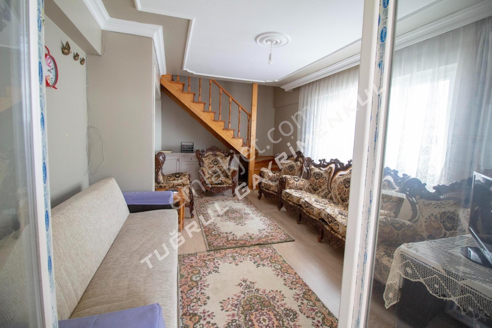 Çalı Gümüşlükte Geniş Kullanımlı 4+2 Dubleks Daire - Görsel 12