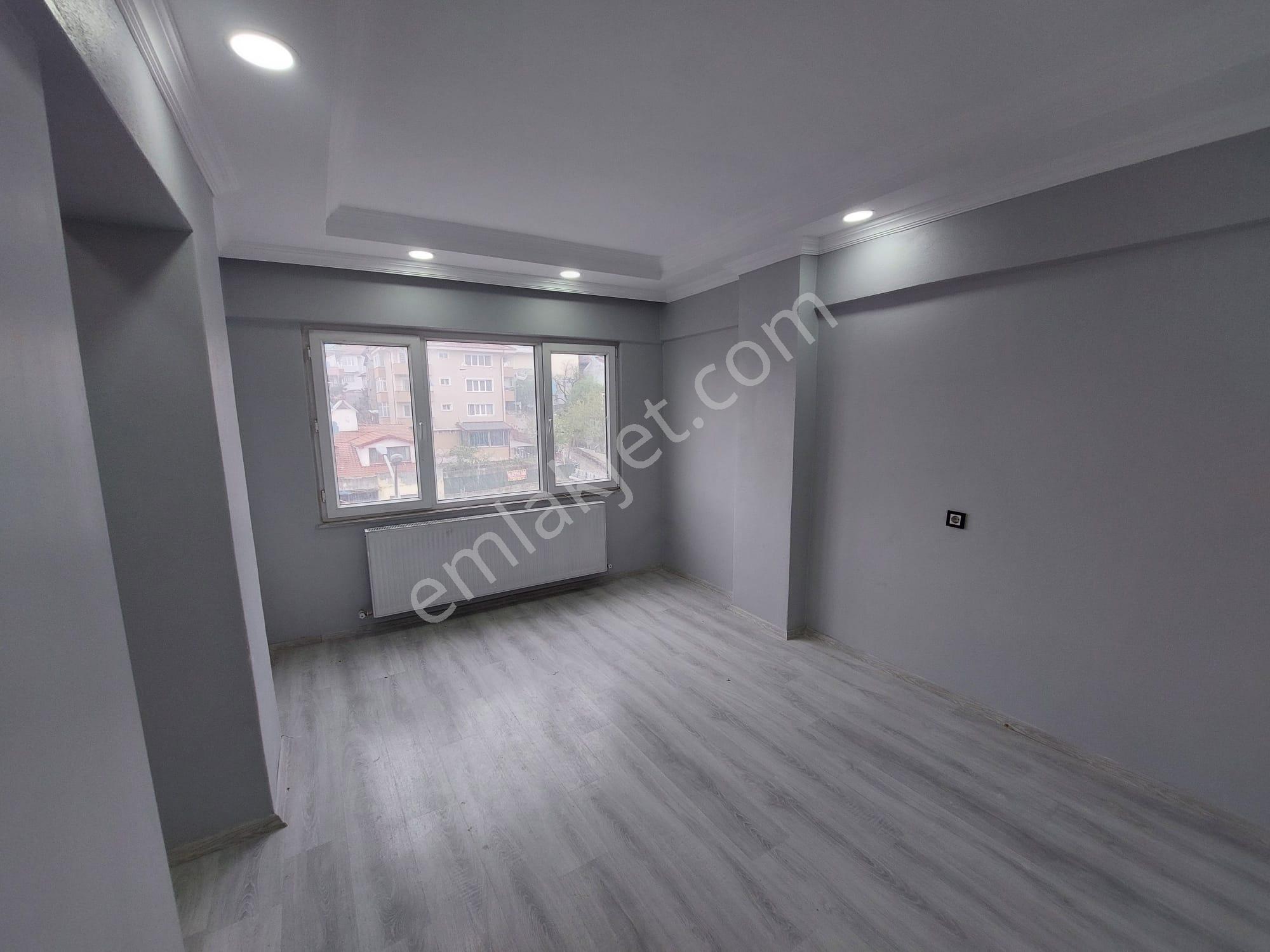 Re/max Dan Adapazarı Tek Yokuşunda Yenilenmiş 3+1 Satılık Daire - Görsel 9