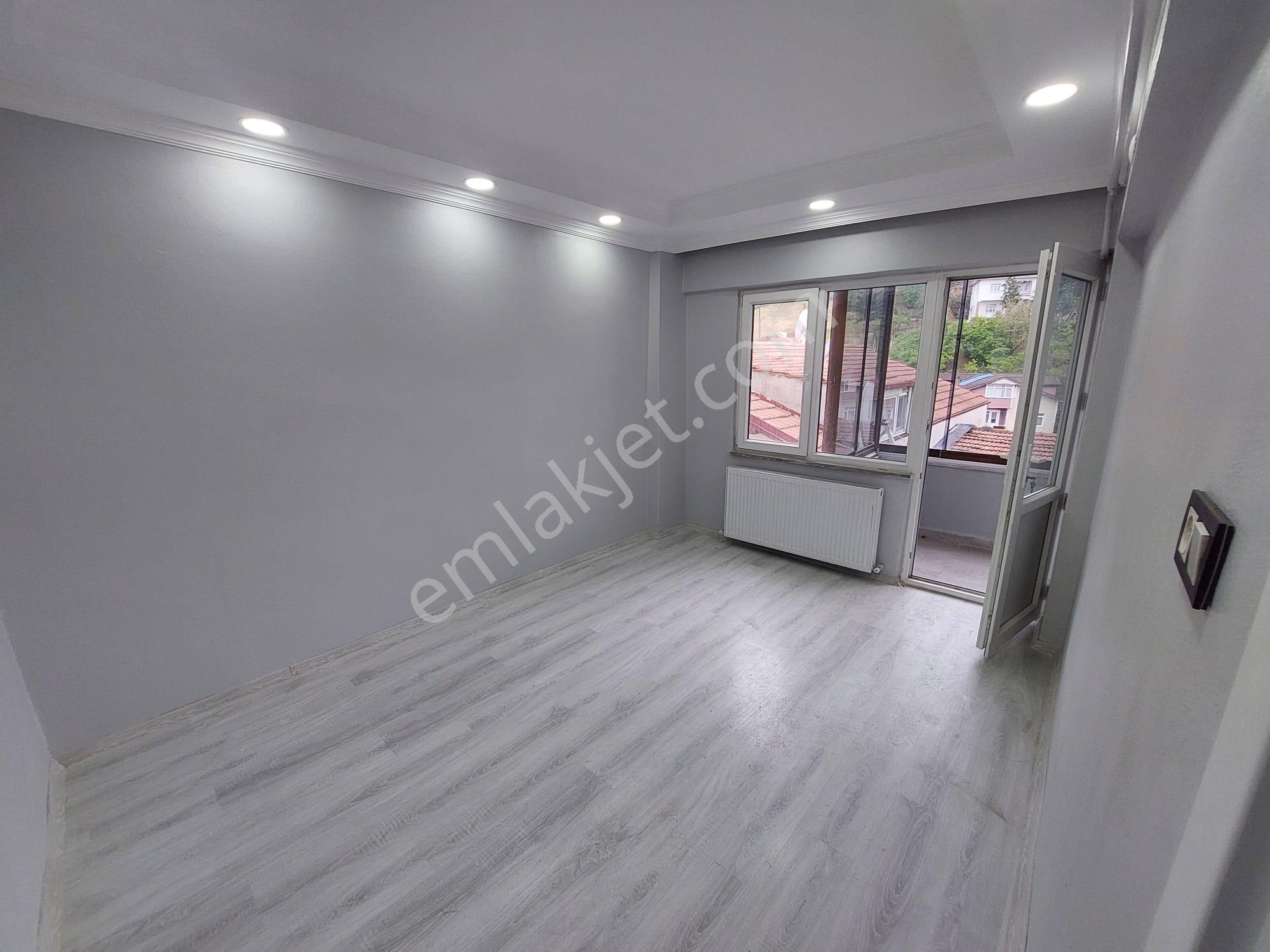 Re/max Dan Adapazarı Tek Yokuşunda Yenilenmiş 3+1 Satılık Daire - Görsel 18