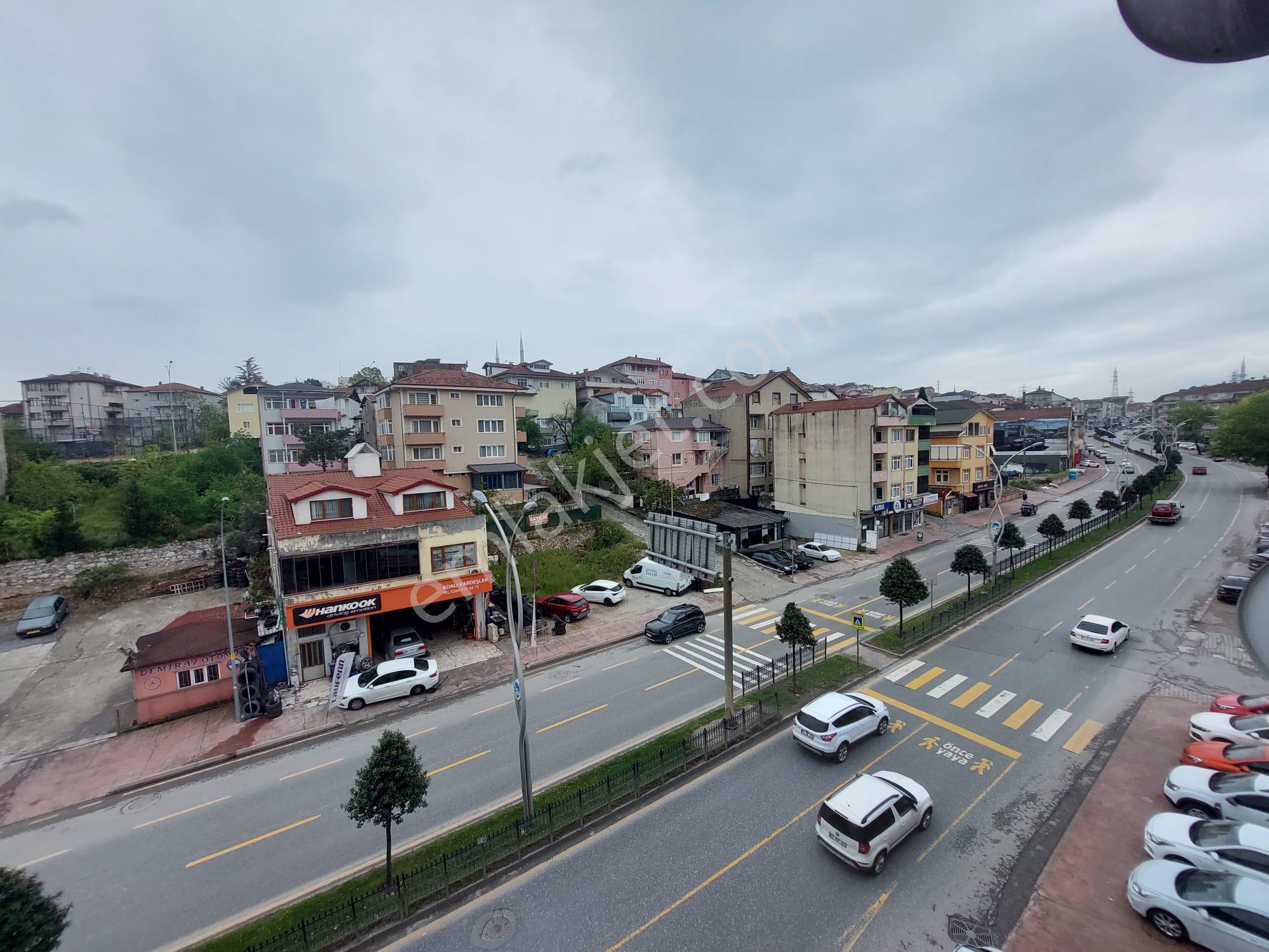 Re/max Dan Adapazarı Tek Yokuşunda Yenilenmiş 3+1 Satılık Daire - Görsel 34