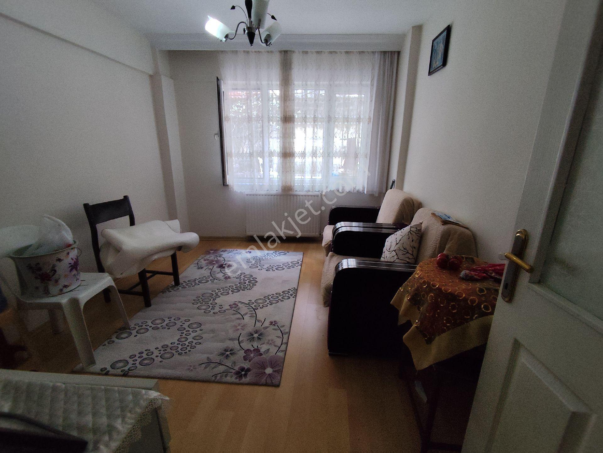 Yedikule Hacımanav Sok Satılık Bahçeli Daire - Görsel 4