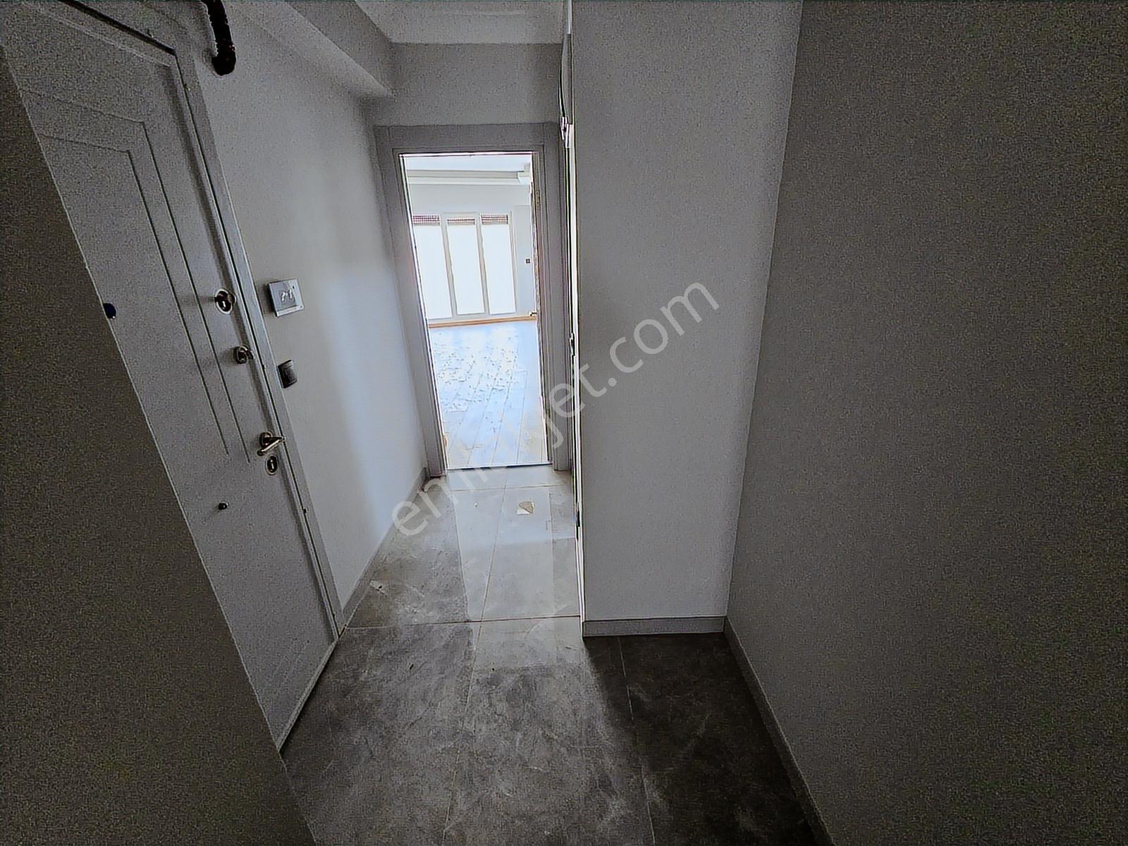 Deluxe 26 ' Dan Sıfır Binada Asansörlü Teraslı 3+2 160 M2 Dublex - Görsel 17