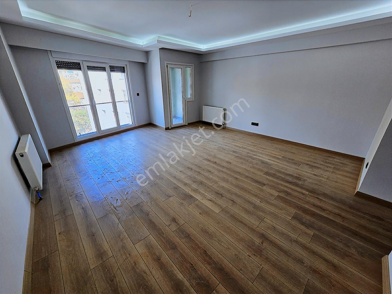 Deluxe 26 ' Dan Sıfır Binada Asansörlü Teraslı 3+2 160 M2 Dublex - Görsel 15