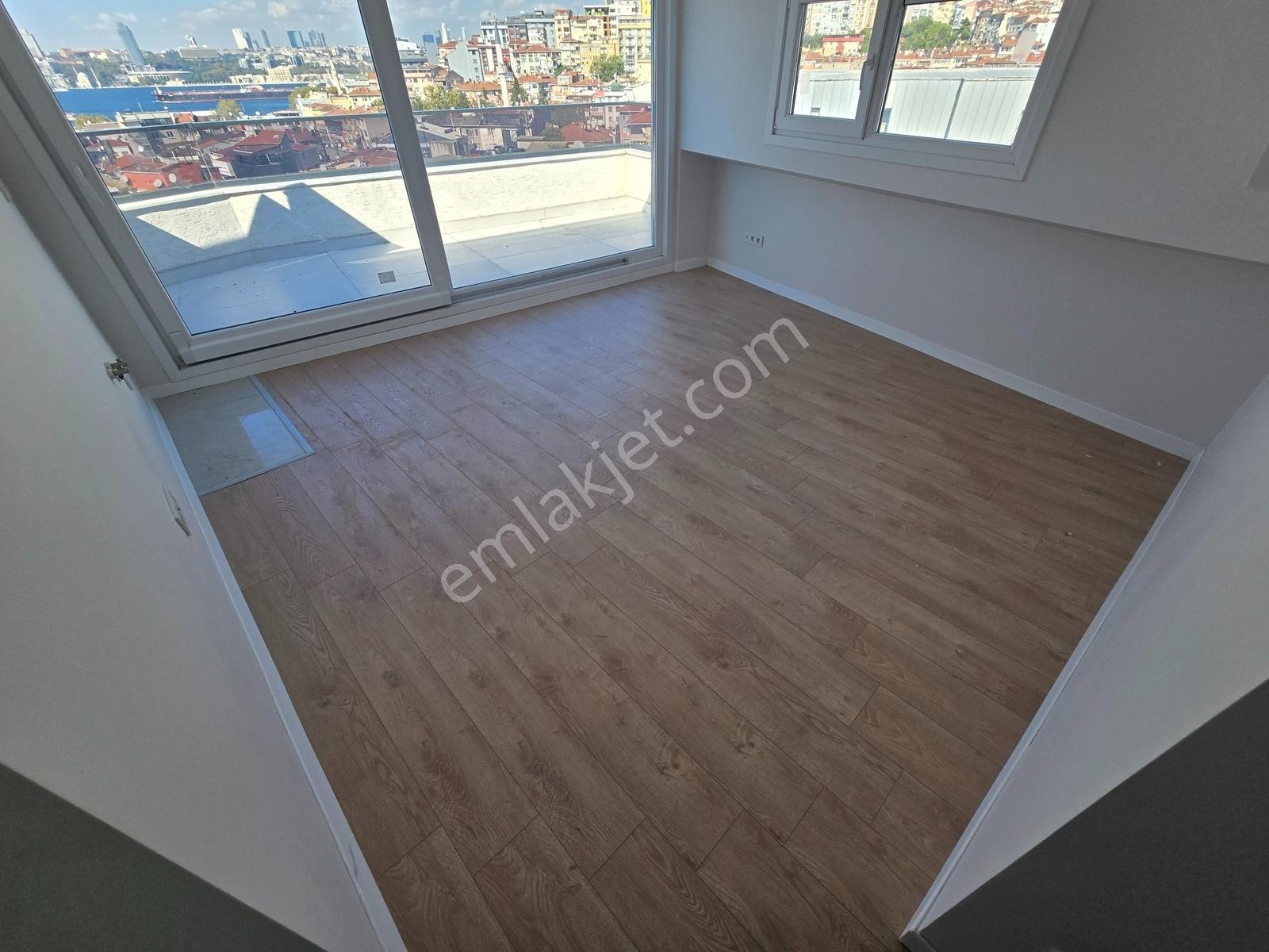 Tam Merkezde Yokuşsuz Deniz Manzaralı Teraslı 3+2 145 M2 Dublex - Görsel 25