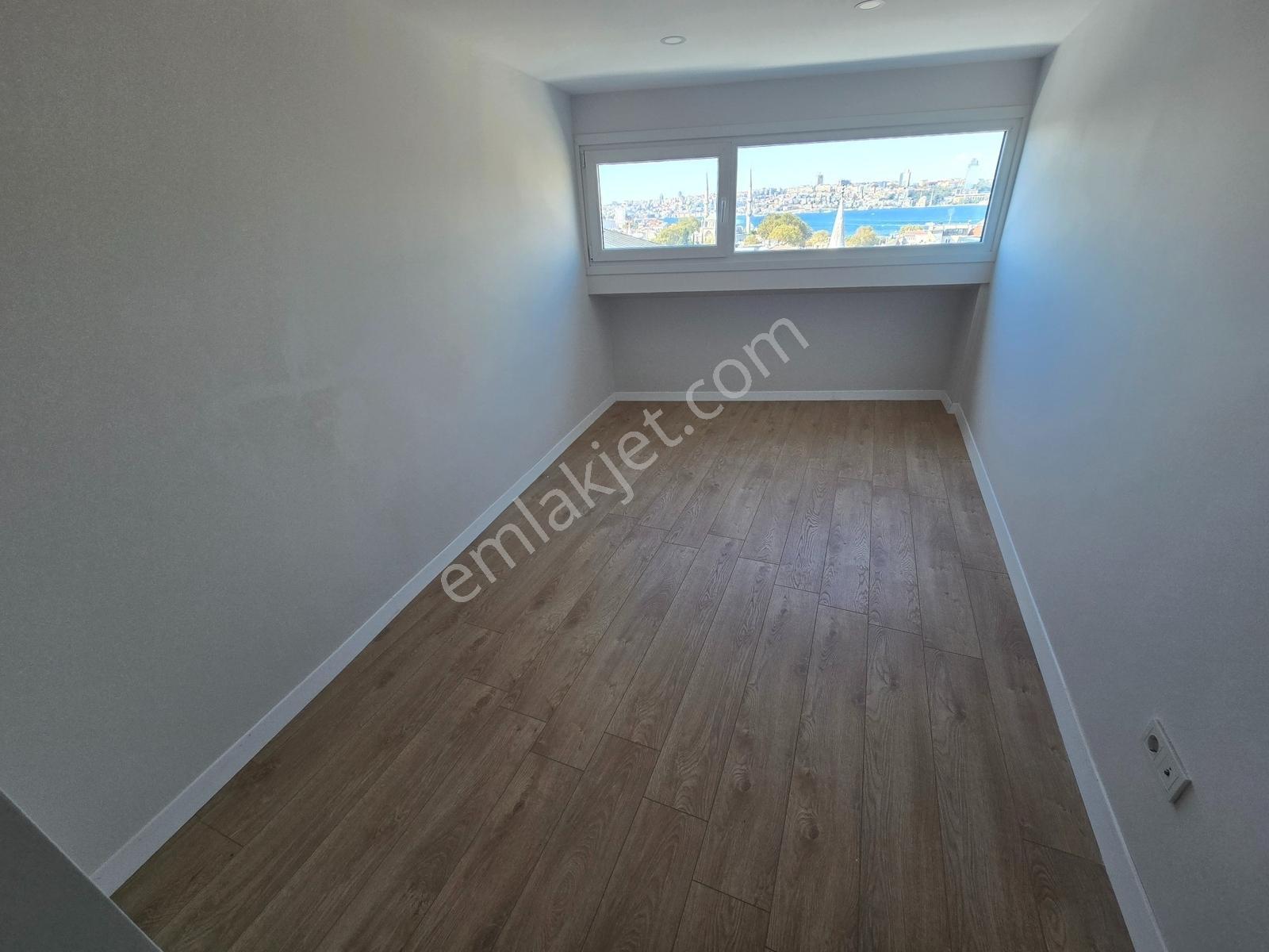 Tam Merkezde Yokuşsuz Deniz Manzaralı Teraslı 3+2 145 M2 Dublex - Görsel 34