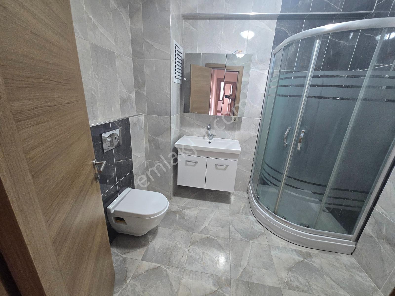 Yeni Binada Önü Açık Asansörlü 2+1 95 M2 Boş Fırsatt Daire - Görsel 14