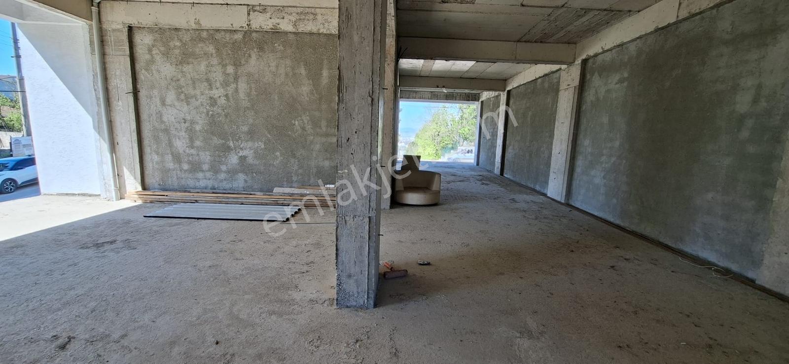 Asies Global Başiskele Kullar Bölge 140 M2 Kiralık Köşe İşyeri.! - Görsel 6