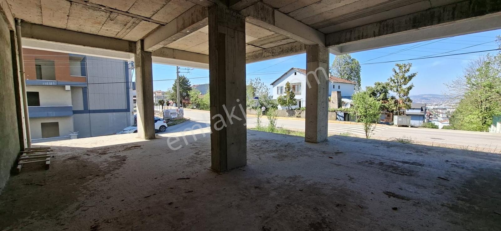 Asies Global Başiskele Kullar Bölge 140 M2 Kiralık Köşe İşyeri.! - Görsel 5