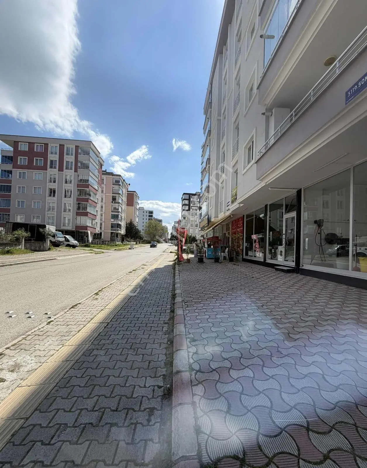 Atakent Te Satılık Anayola 100 Metre Satılık Dükkan - Görsel 5
