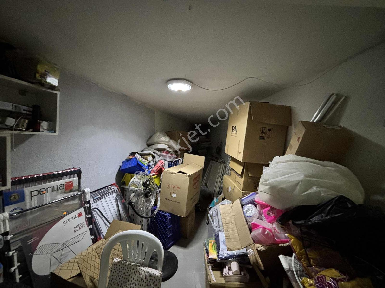 Tuzla Merkez'de İşlek Cadde'de Kiralık Dükkan Mağaza - Görsel 14