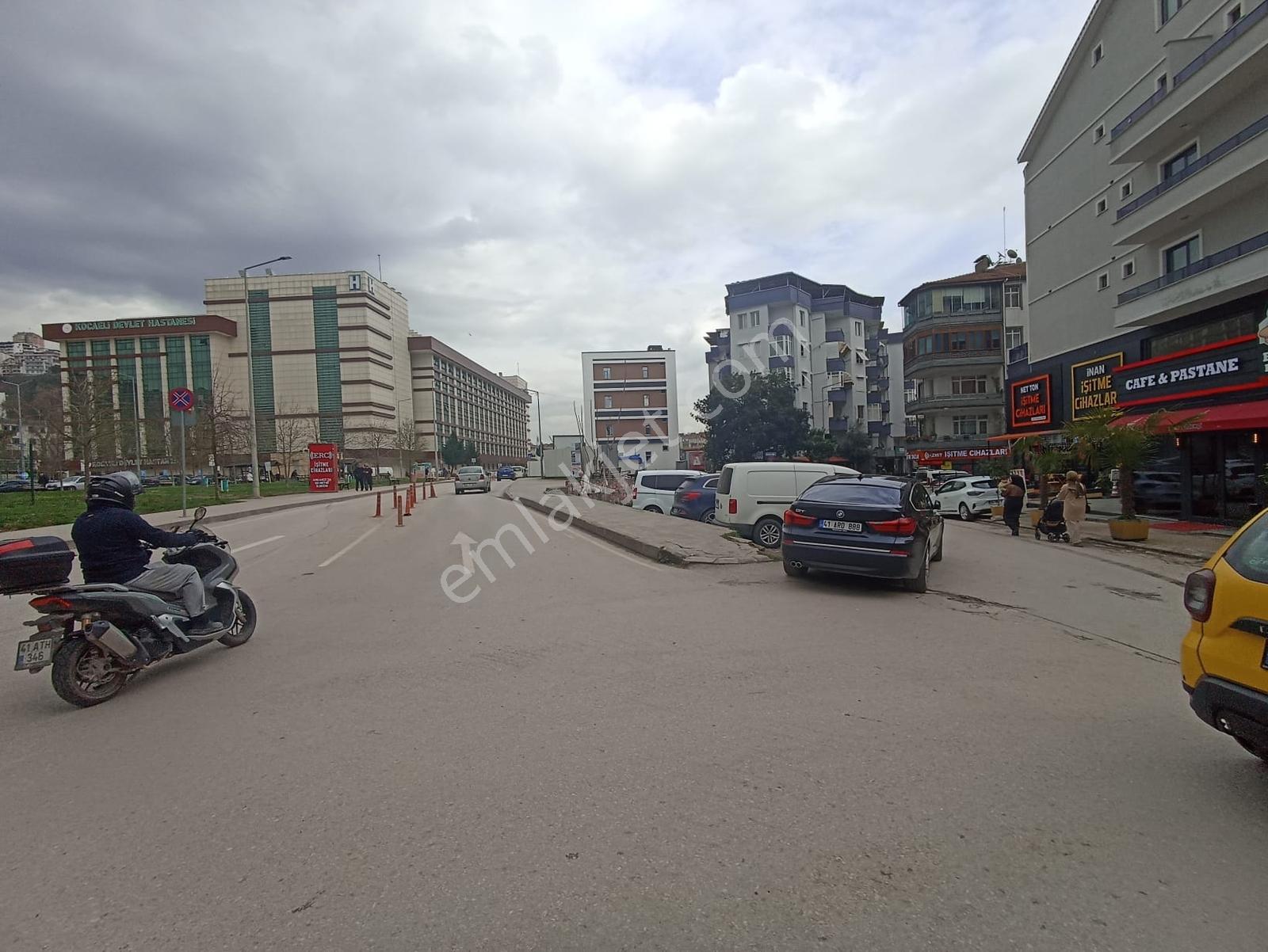 Cedit Mahallesi Muzaffer Fidan Sokak'ta 80 M² Kiralık Dükkan - Görsel 2