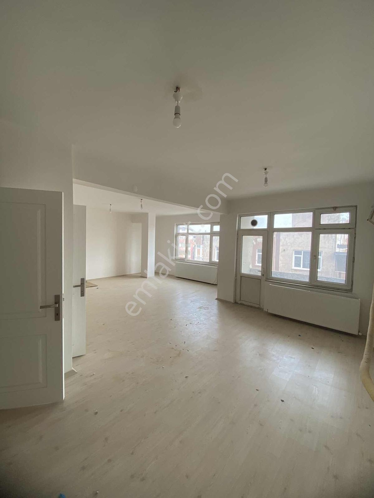 Leroxuçarcanerden Kocaman Cadde Üstü Kaçmaz Fırsat 3+1 140 M2 - Görsel 6