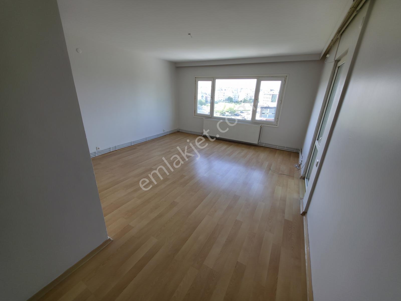 Büyükçekmece Mimaroba Site İçerisinde Kiralık 1+1 Daire - Görsel 9