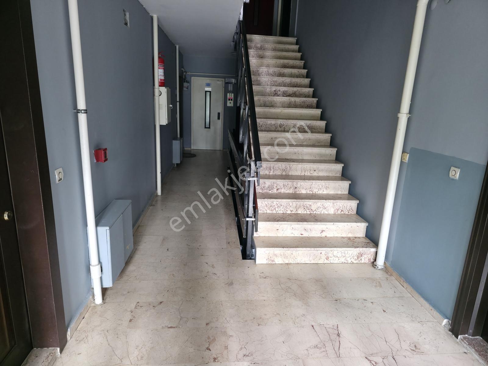 Büyükçekmece Mimaroba Site İçerisinde Kiralık 1+1 Daire - Görsel 7
