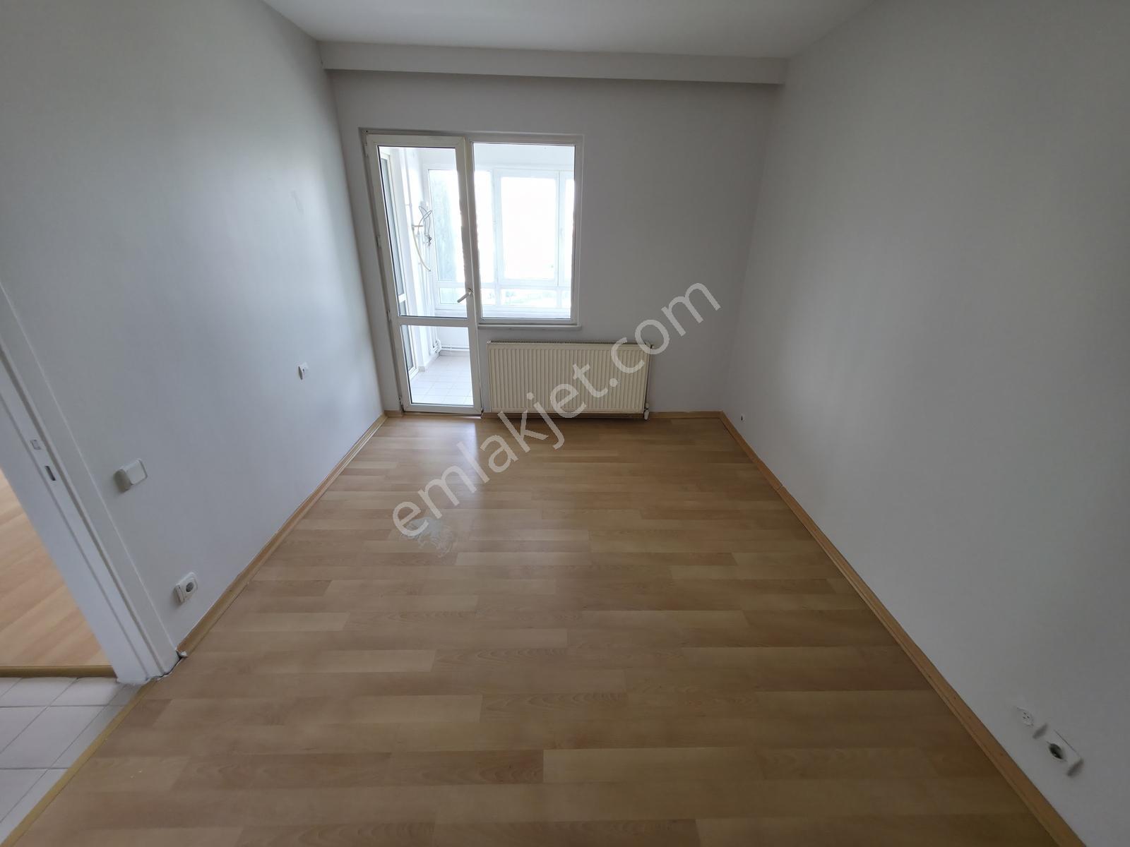 Büyükçekmece Mimaroba Site İçerisinde Kiralık 1+1 Daire - Görsel 17