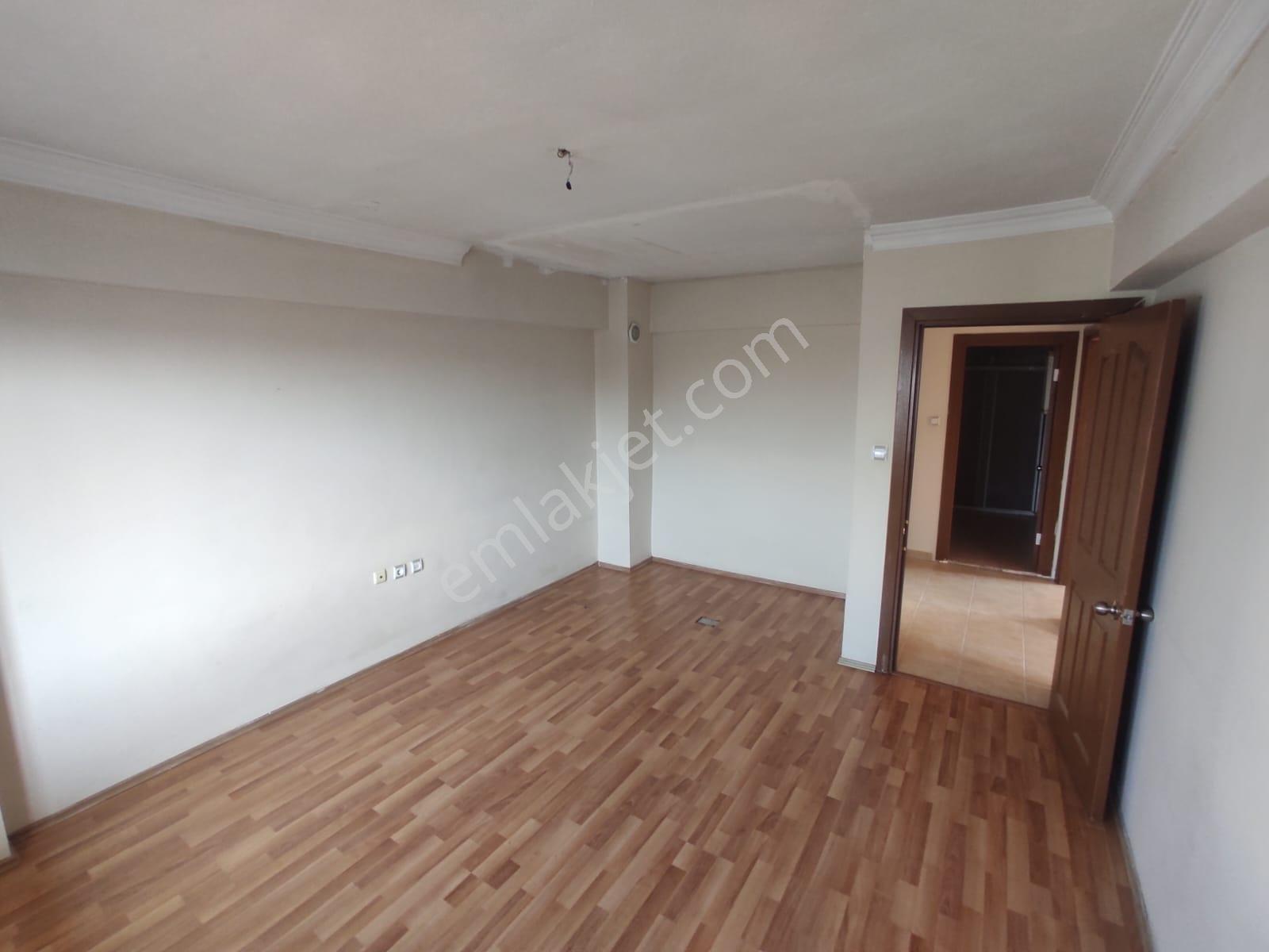 Remax Areadan Esentepe Mah Kiralık 3+1 Daire - Görsel 8