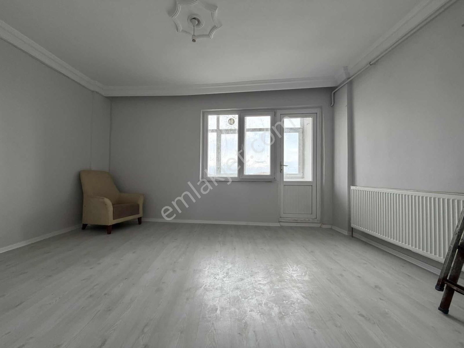 Remax Area Dan Karacabey Emir Sultanda 2+1 Kiralık Daire - Görsel 34