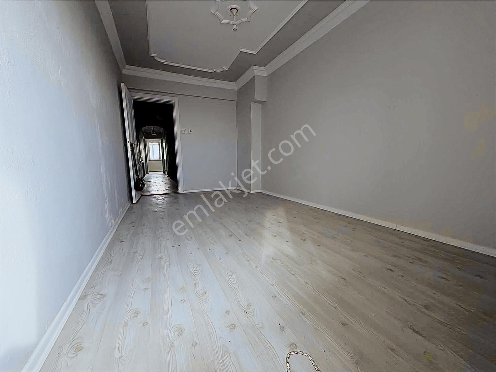 Remax Area Dan Karacabey Emir Sultanda 2+1 Kiralık Daire - Görsel 8