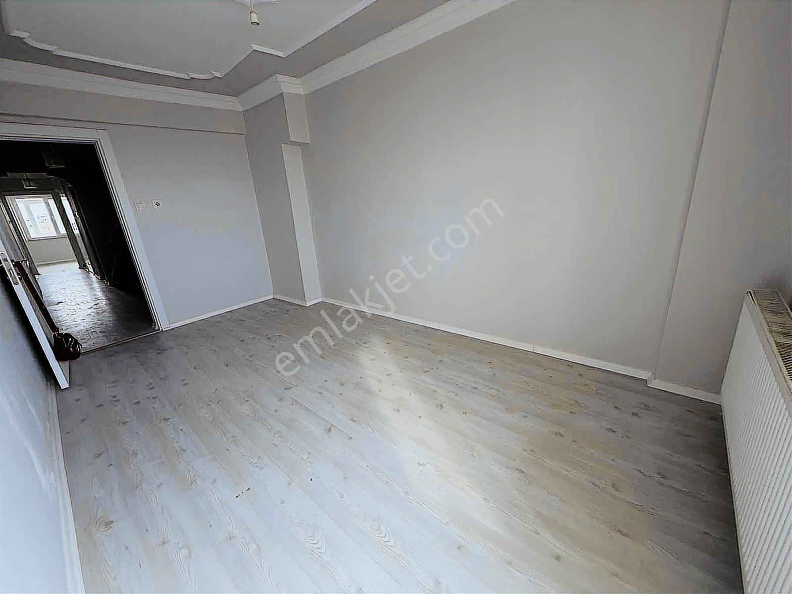 Remax Area Dan Karacabey Emir Sultanda 2+1 Kiralık Daire - Görsel 32