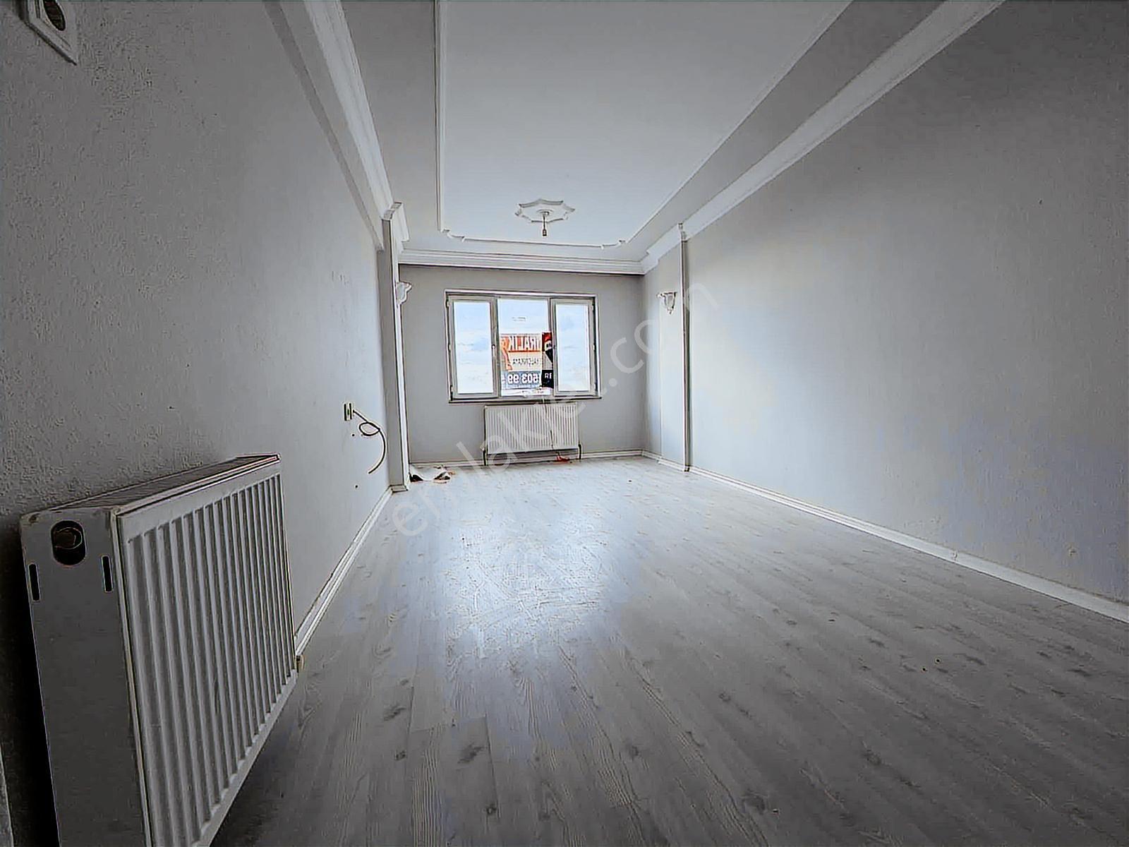 Remax Area Dan Karacabey Emir Sultanda 2+1 Kiralık Daire - Görsel 5