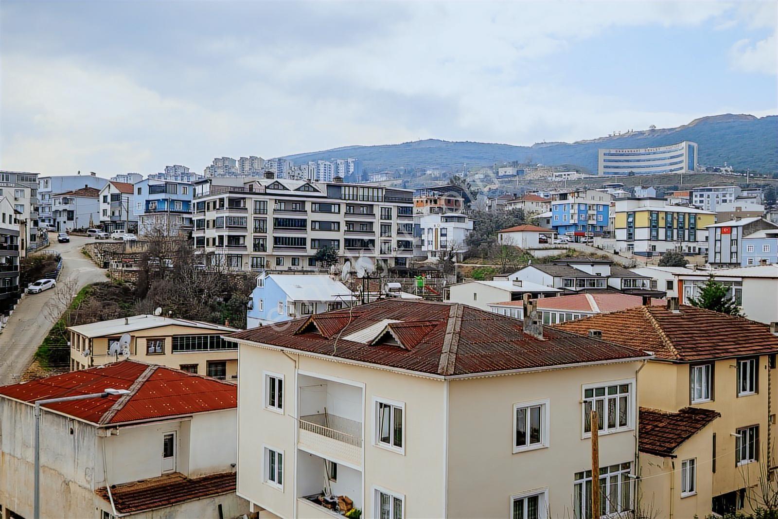 Remax Area'dan Şehir Manzaralı Bahçeli Tripleks İkiz Villa - Görsel 9