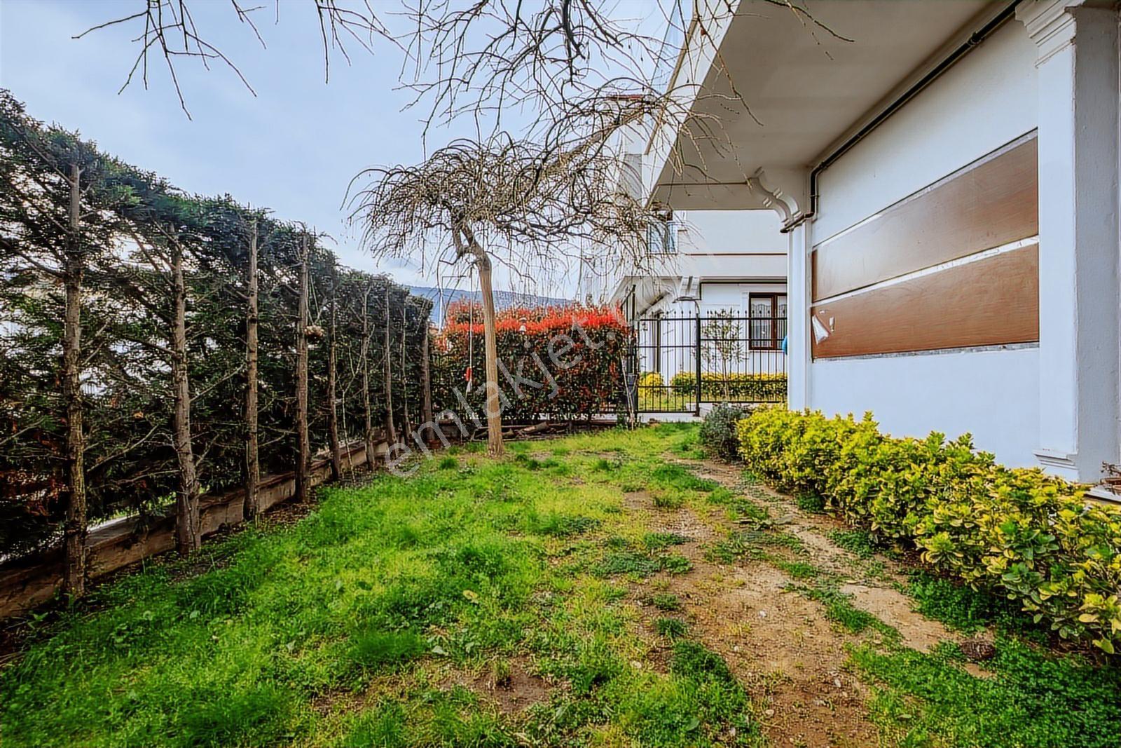 Remax Area'dan Şehir Manzaralı Bahçeli Tripleks İkiz Villa - Görsel 12