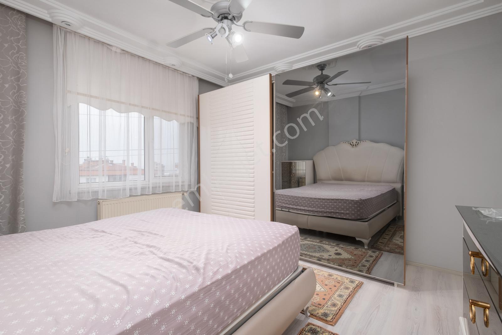 Remax Area Dan Ataevler Havuzlu Sitede Eşyalı Satılık 3+1 Daire - Görsel 23