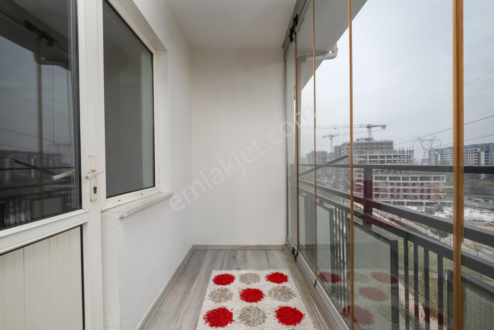 Remax Area Dan Ataevler Havuzlu Sitede Eşyalı Satılık 3+1 Daire - Görsel 32