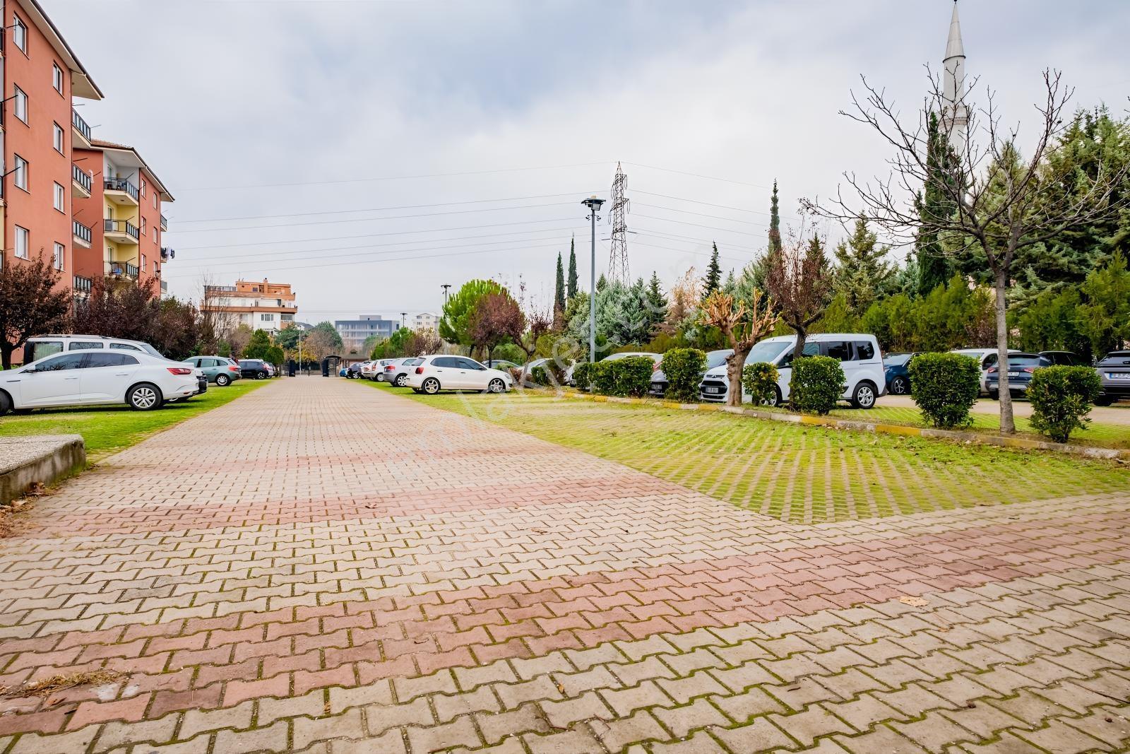 Remax Area Dan Ataevler Havuzlu Sitede Eşyalı Satılık 3+1 Daire - Görsel 9