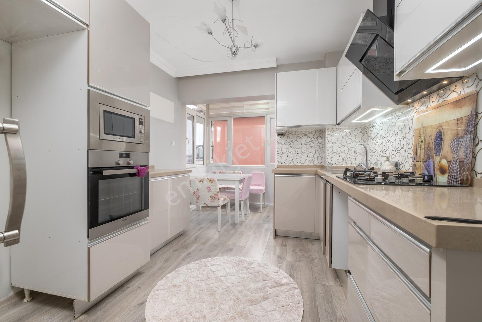 Remax Area Dan Ataevler Havuzlu Sitede Eşyalı Satılık 3+1 Daire - Görsel 29