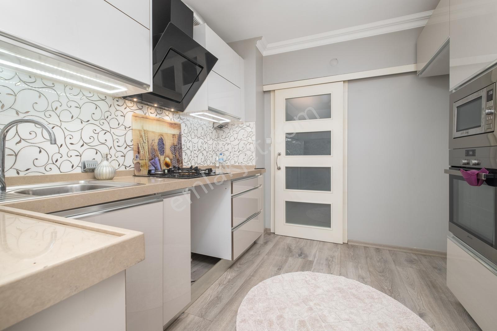 Remax Area Dan Ataevlerde Havuzlu Site Eşyalı Kiralık 3+1 Daire - Görsel 9