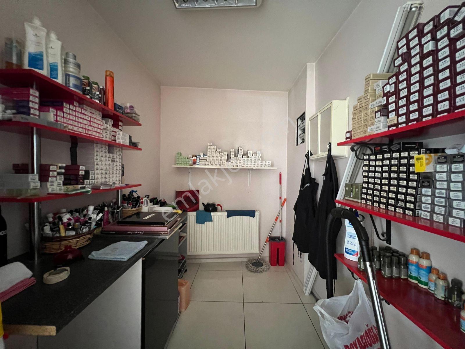 Nilüfer Karaman'da Devren Kiralık Kuaför Ve Güzellik Salonu - Görsel 9